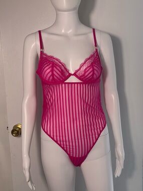 Victoria's Secret Women’s Fuchsia Striped Lace-Trim Bodysuit 100% Cotton Size SP